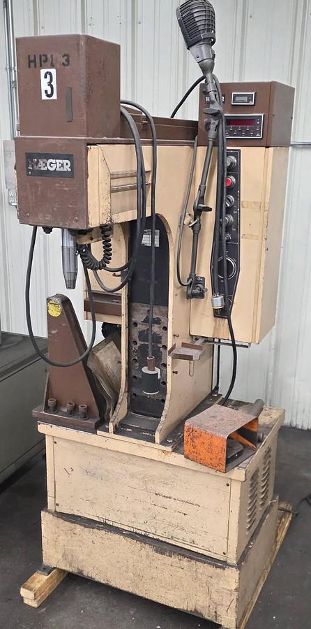 Used Haeger Model HP6B Hardware Inserting Press