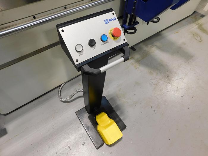 Used Wysong 122" X 110-TON Press Brake