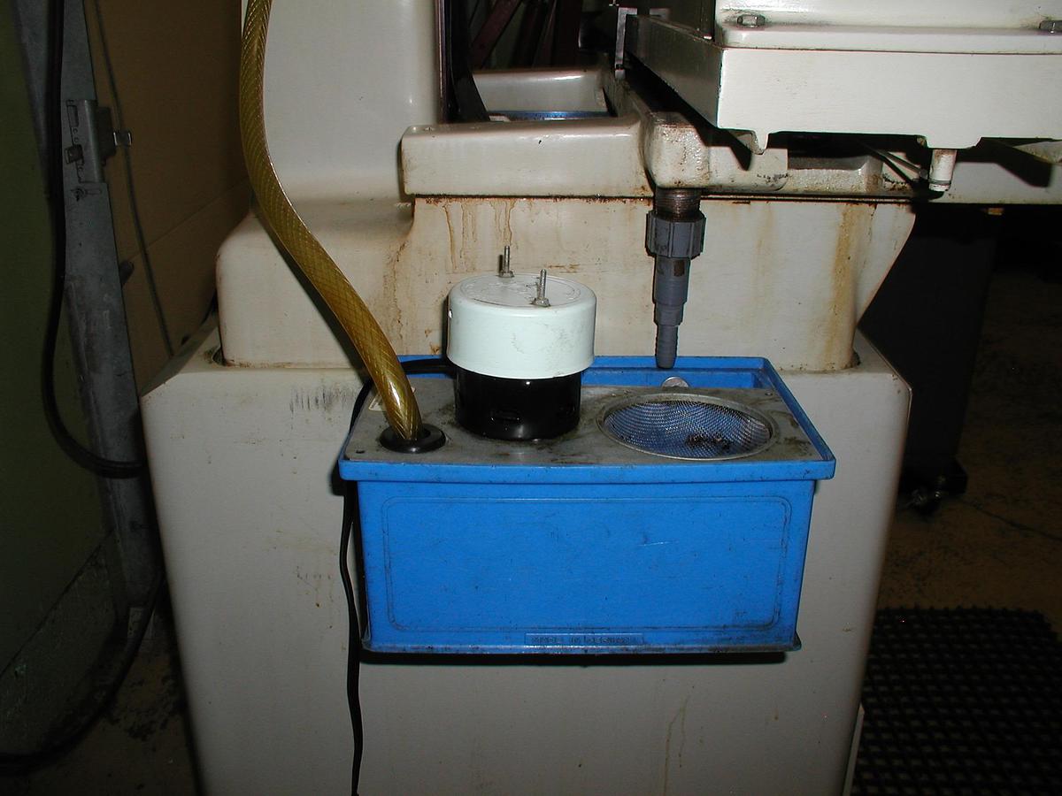 Used Harig 618 Hand Feed Surface Grinder