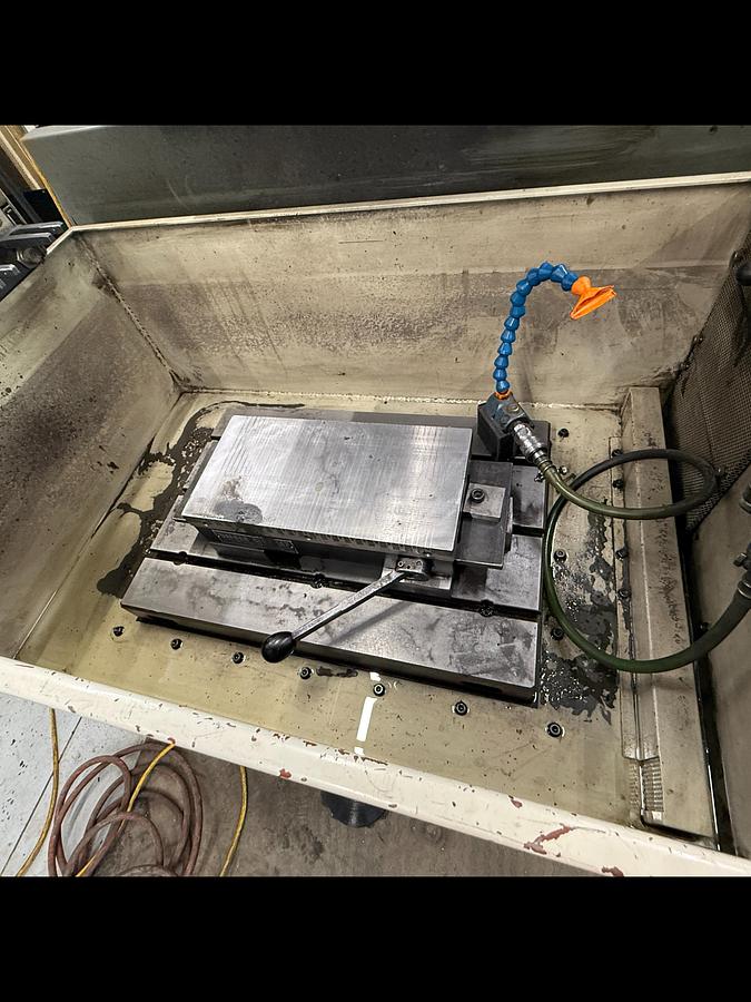 Used 2007 Mitsubishi EA8 Sinker EDM