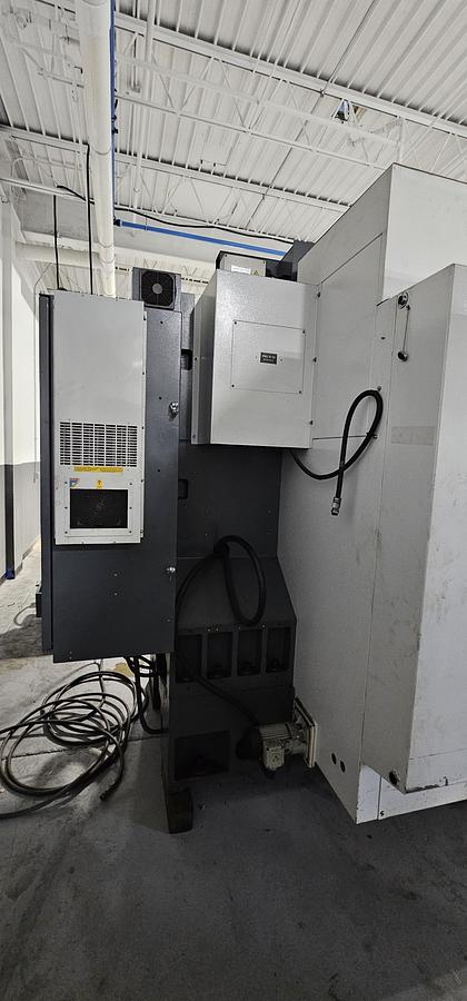 Used YCM XV1020 CNC Vertical Machining Center