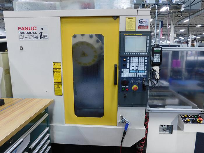 Used Fanuc Robodrill a-T14ie CNC Vertical Machining Center Pallet Shuttle