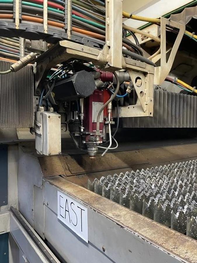Used Salvagnini 3000 Watt Fiber Laser