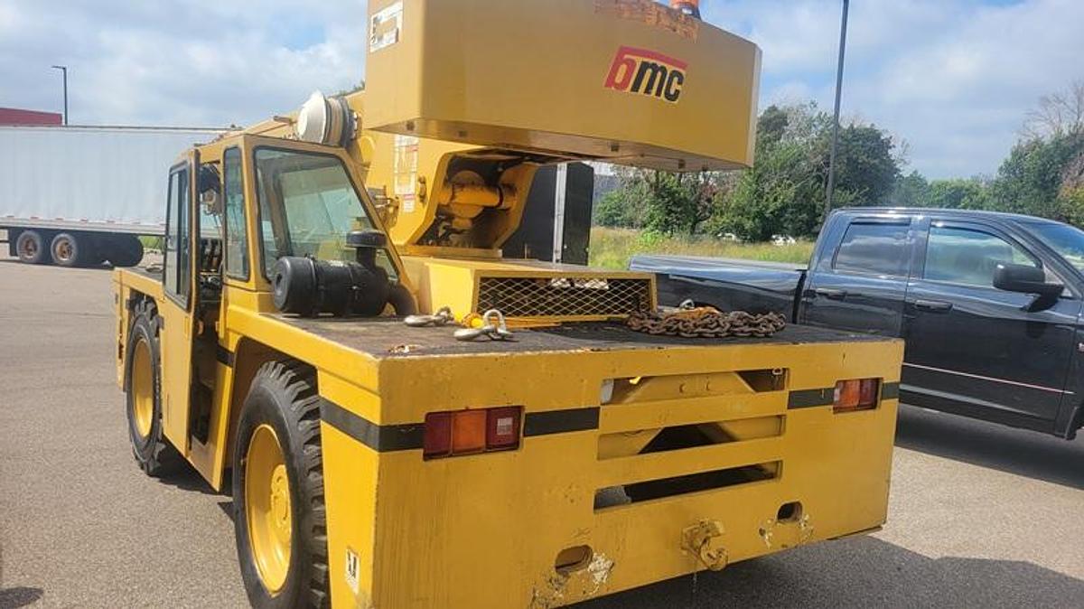 Used Brodeson IC200 Crane
