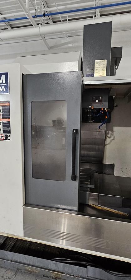 Used YCM XV1020 CNC Vertical Machining Center