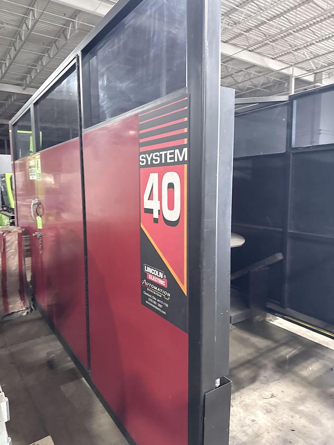 Used FANUC ARC Mate 120iB Robot Welder with Lincoln weld package