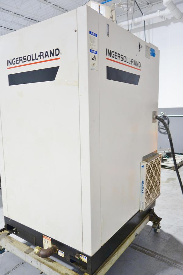 Used Ingersoll Rand 5HP Rotary Screw Air Compressor