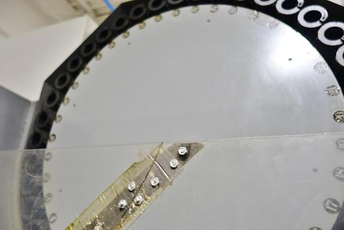 Used KIRA KDM43VCD Twin Pallet CNC Vertical Machining Center Fanuc