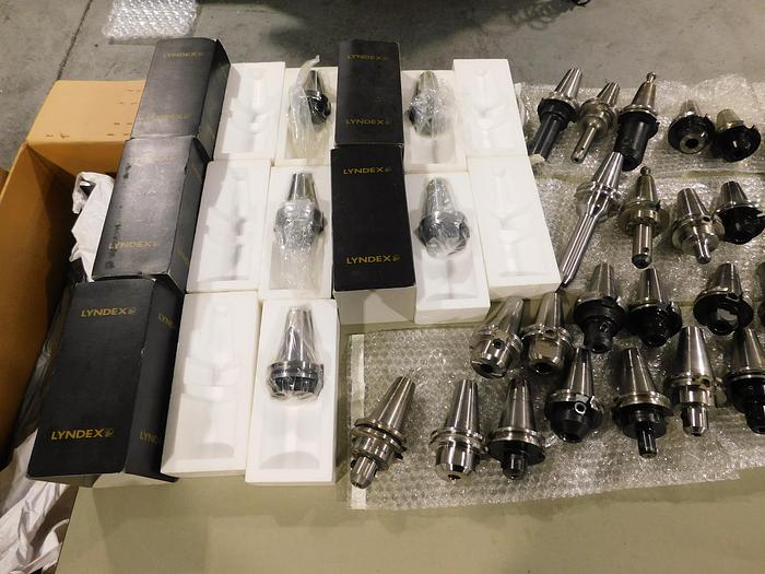 Used HAAS EC400 CNC Horizontal Machining Center