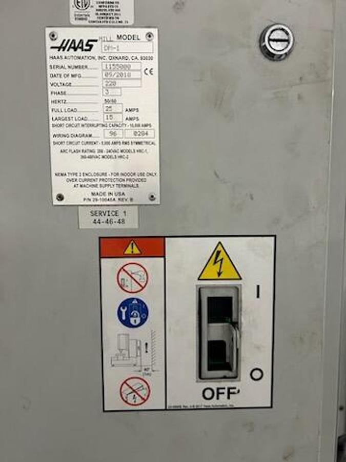 Used Haas DM-1 CNC Vertical Machining Center