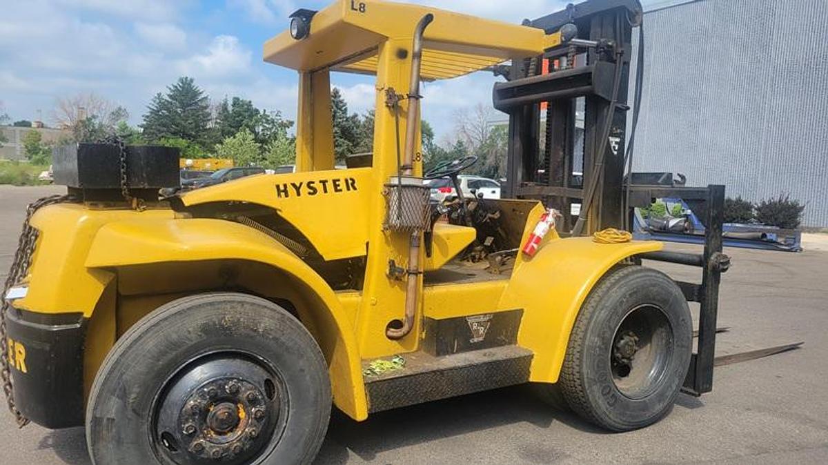 Used Hyster 20,000 lb Forklift
