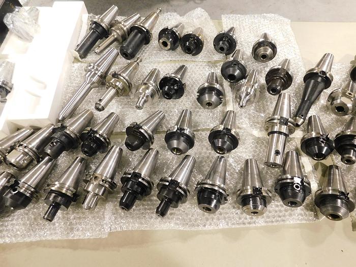 Used HAAS EC400 CNC Horizontal Machining Center