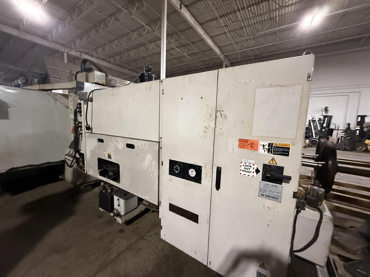 Used Daewoo Puma 200 CNC Lathe