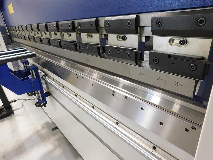 Used Wysong 122" X 110-TON Press Brake