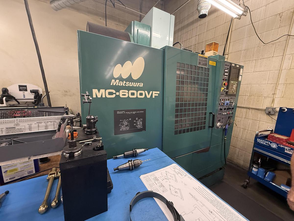 Used Matsuura MC600-VF Vertical Machining Centert