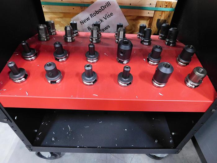 Used Fanuc Robodrill a-T14ie CNC Vertical Machining Center Pallet Shuttle