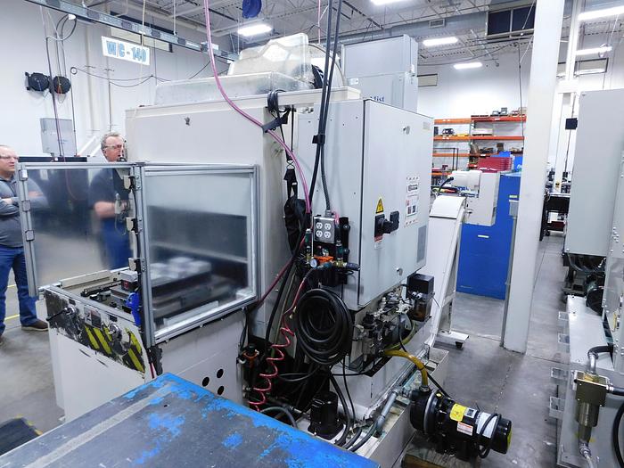 Used Fanuc Robodrill a-T14ie CNC Vertical Machining Center Pallet Shuttle