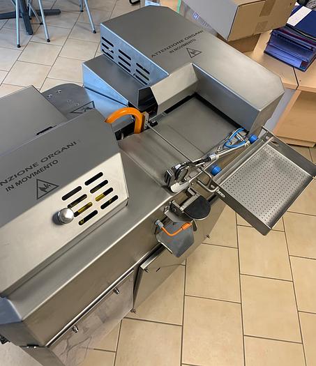 ATTACHEUSE A SAUCISSON G1 Fabrication Française