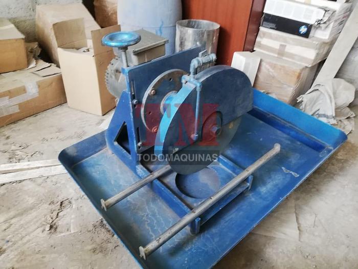 Usado Cortadora de Testigos para fines de exploración marca Diamond & Boart