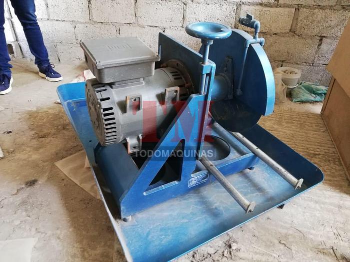 Usado Cortadora de Testigos para fines de exploración marca Diamond & Boart