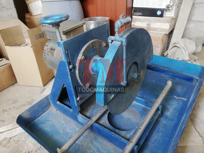 Usado Cortadora de Testigos para fines de exploración marca Diamond & Boart