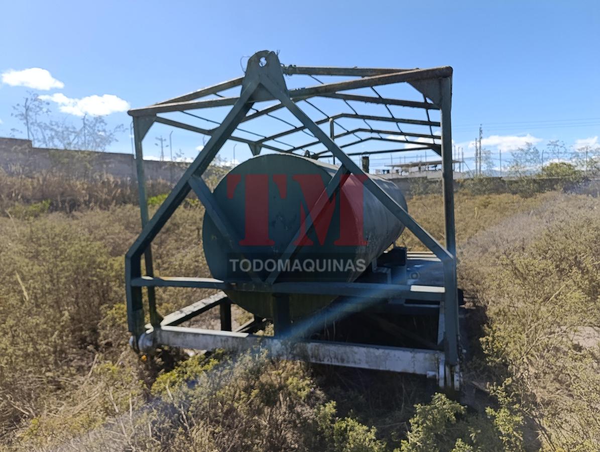 Usado TH-001 | TANQUE HORIZONTAL DE COMBUSTIBLE 1100 GALONES SOBRE SKID METÁLICO