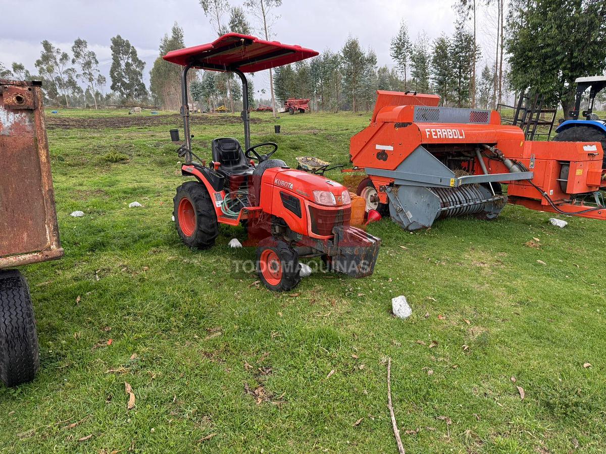 Usado Tractor Kubota 23 HP