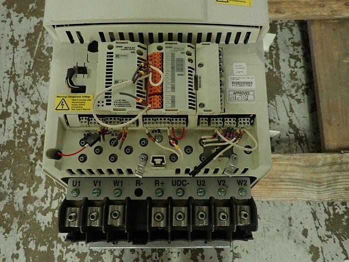 Used ABB ACS800-01-007-3 AC Drive w/ Control Panel CDP312R