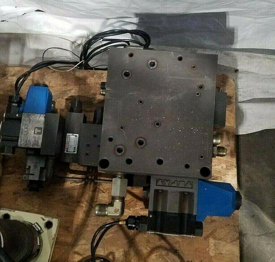 Used Hydraulic Block with Vickers Directional Control Valves
