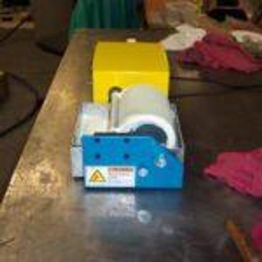 JLT #312A 6″ Roller Spreader