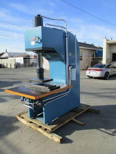 Used NUGIER MODEL C50 14MD10 HYDRAULIC 50 TON C FRAME PRESS TOP OF THE