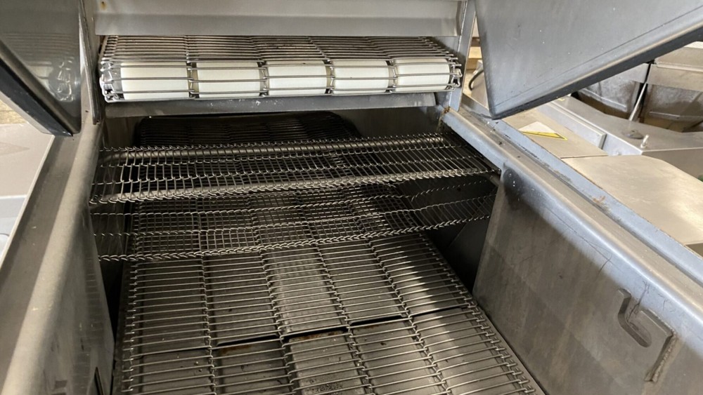 Used Hiwell pre-duster flouring machine 400mm