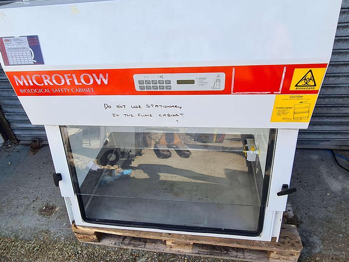 Used Microflow M50713/2 Biological Safety Cabinet