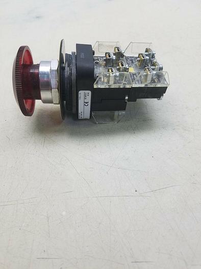 Used ALLEN BRADLEY 800T-FXJTQH24RA1