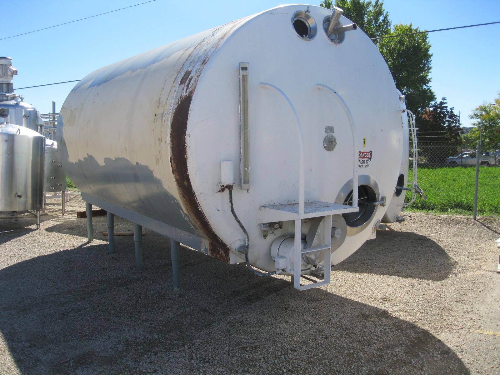 Usado 6000 GALLON STORAGE TANK.  DAIRY CRAFT SERIAL 1600-2
