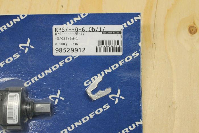 GRUNDFOS pressure sensor with temp. RPS 0-6.0bar 0.5-3.5V 98529912 GHA-70