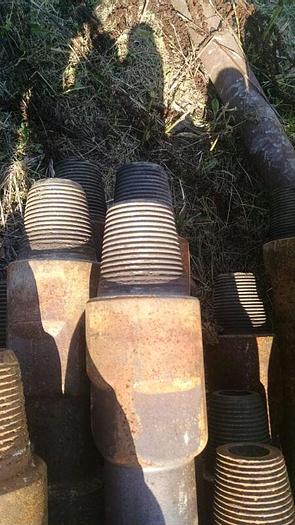 Used T4 style Drill Pipe (4-1/2" OD X 25' X 3-1/2 API)