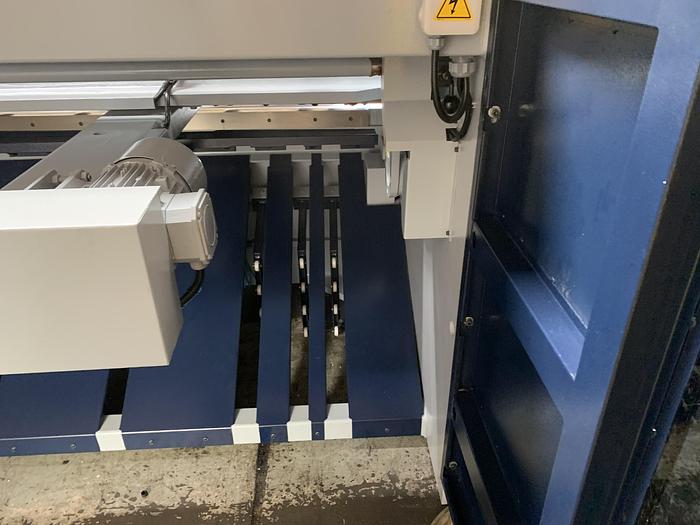 UZMA HSB Swing Beam Guillotine 6mm - 20mm cutting capacity