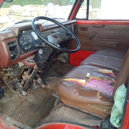Usado 1983 TOYOTA Dyna BU30 / 300 livestock truck