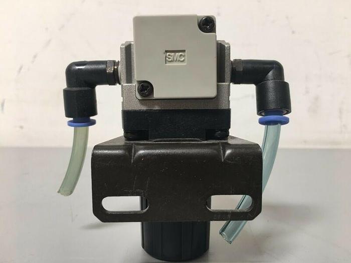 Used SMC AR2001-01G-1 Modular Regulator