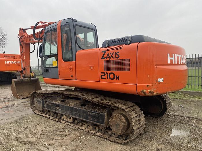 Usato 2003 HITACHI ZX210