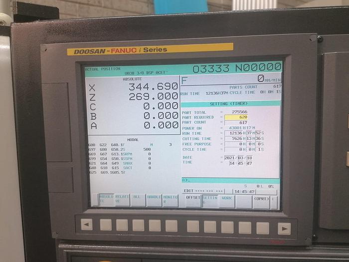 Used 2013 Doosan Lynx 220LMSA Turning Center