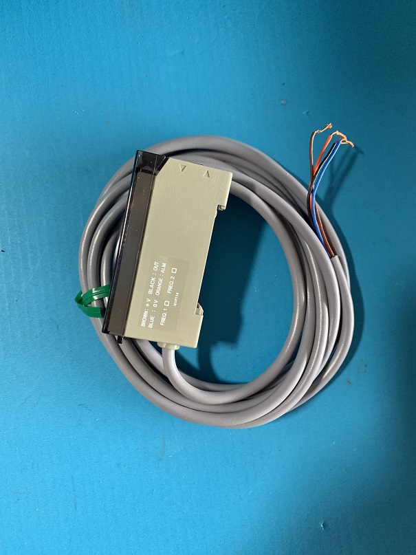 Used Sunx Photoelectric Switch FX-7