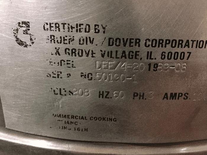 Used 5 GALLON GROEN SELF CONTAINED KETTLE – S/S – JACKETED