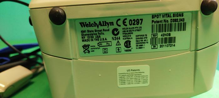 Gebraucht Welch Allyn Spot Vital Signs Patientenmonitor