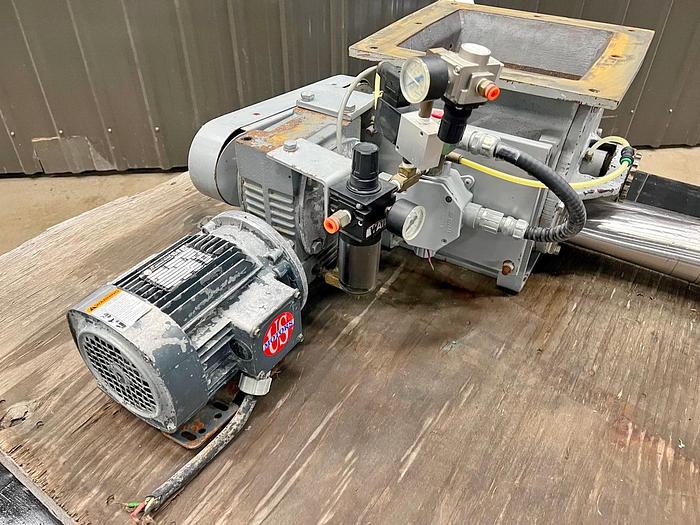 Used USED ROTARY AIR LOCK VALVE, SIZE: 10'' X 4'' BLOW-THROUGH, CAST IRON, PFENING