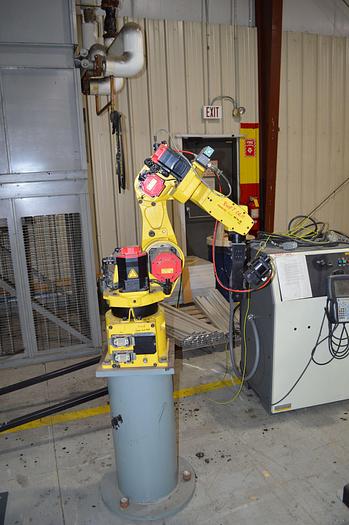 Used FANUC M-6iB/6S WITH R-J3iC CONTROLS, TEACH PENDANT & CABLES