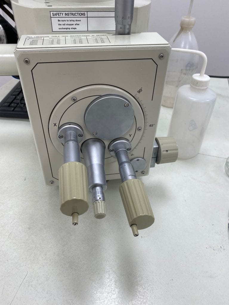 Used 1998 JEOL 5600 SEM