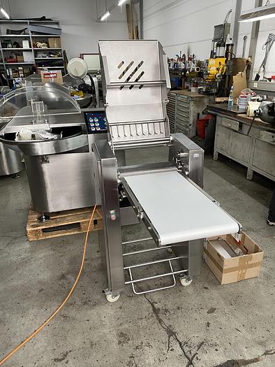 Refurbished MAJA SKINNY with infeed conveyor