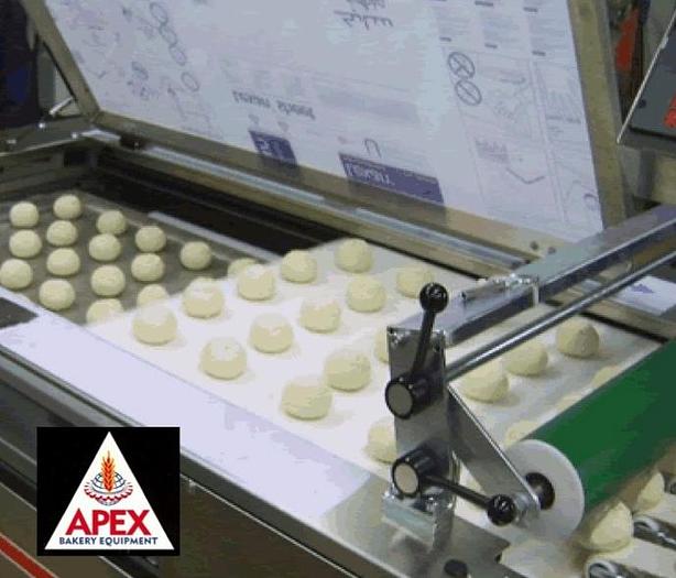 Apex Retracting Table